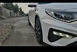 Kia Optima, 2019-6