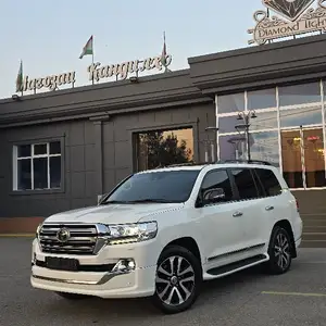 Toyota Land Cruiser, 2018