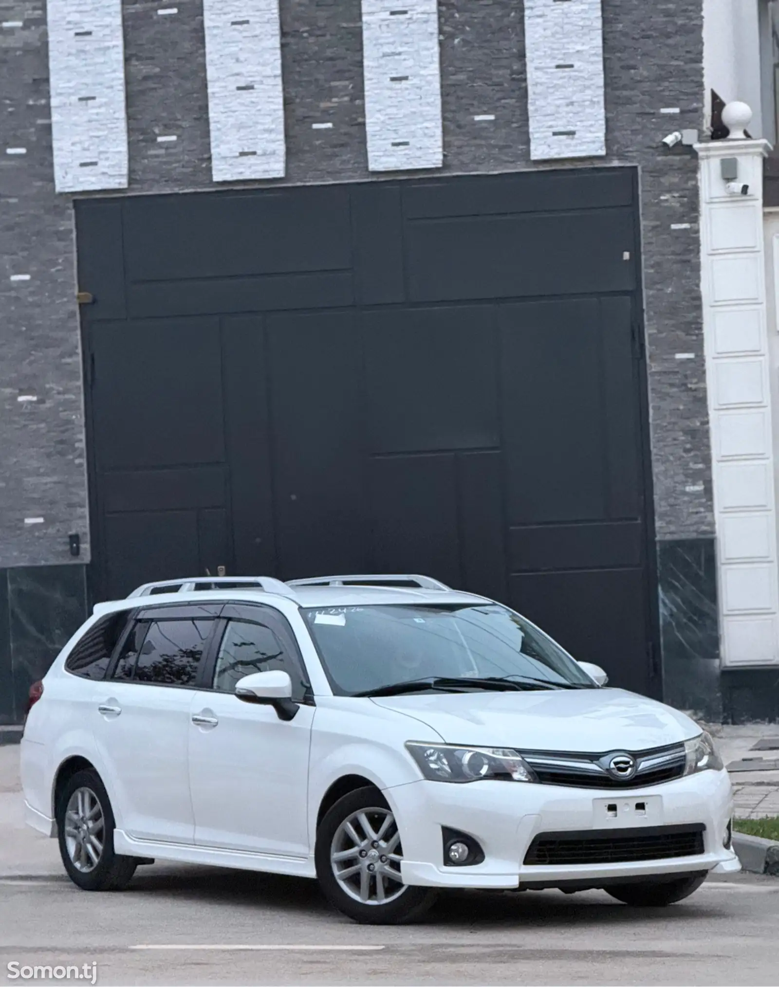 Toyota Fielder, 2015-1