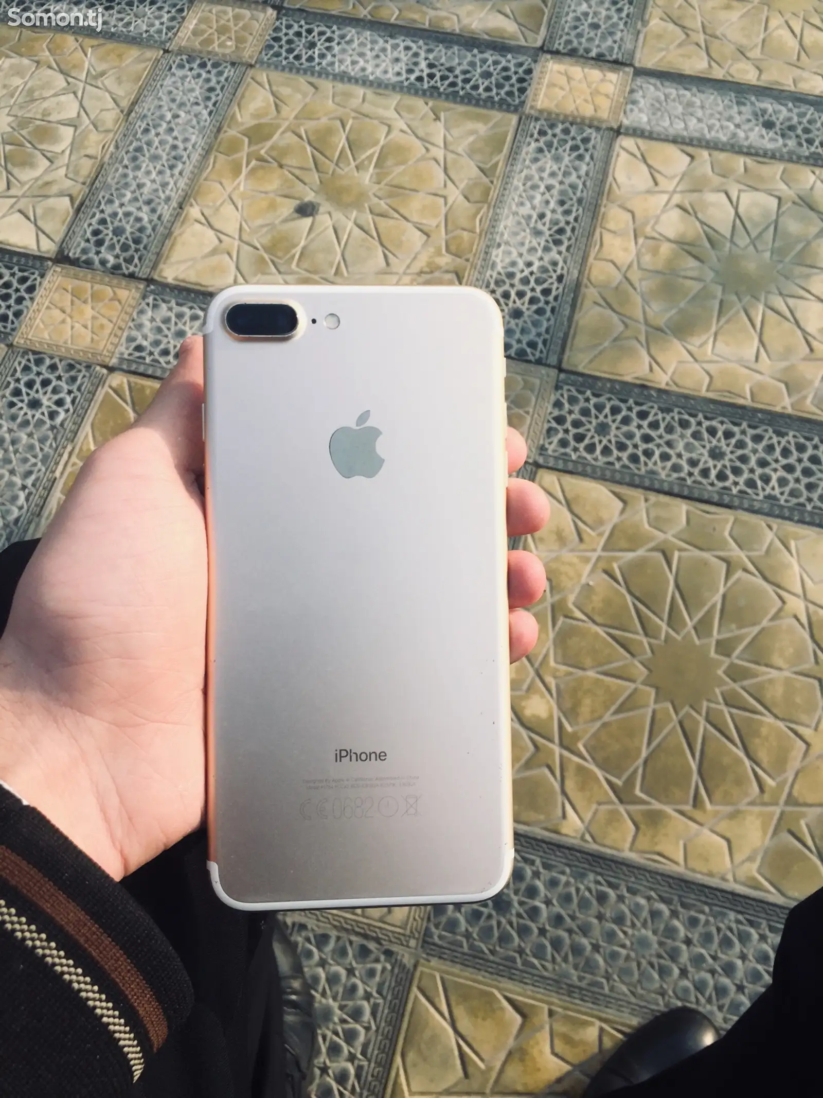 Apple iPhone 7 plus, 32 gb-1