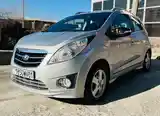 Chevrolet Spark, 2010-2