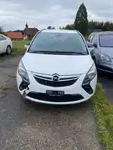 Opel Zafira, 2017-2