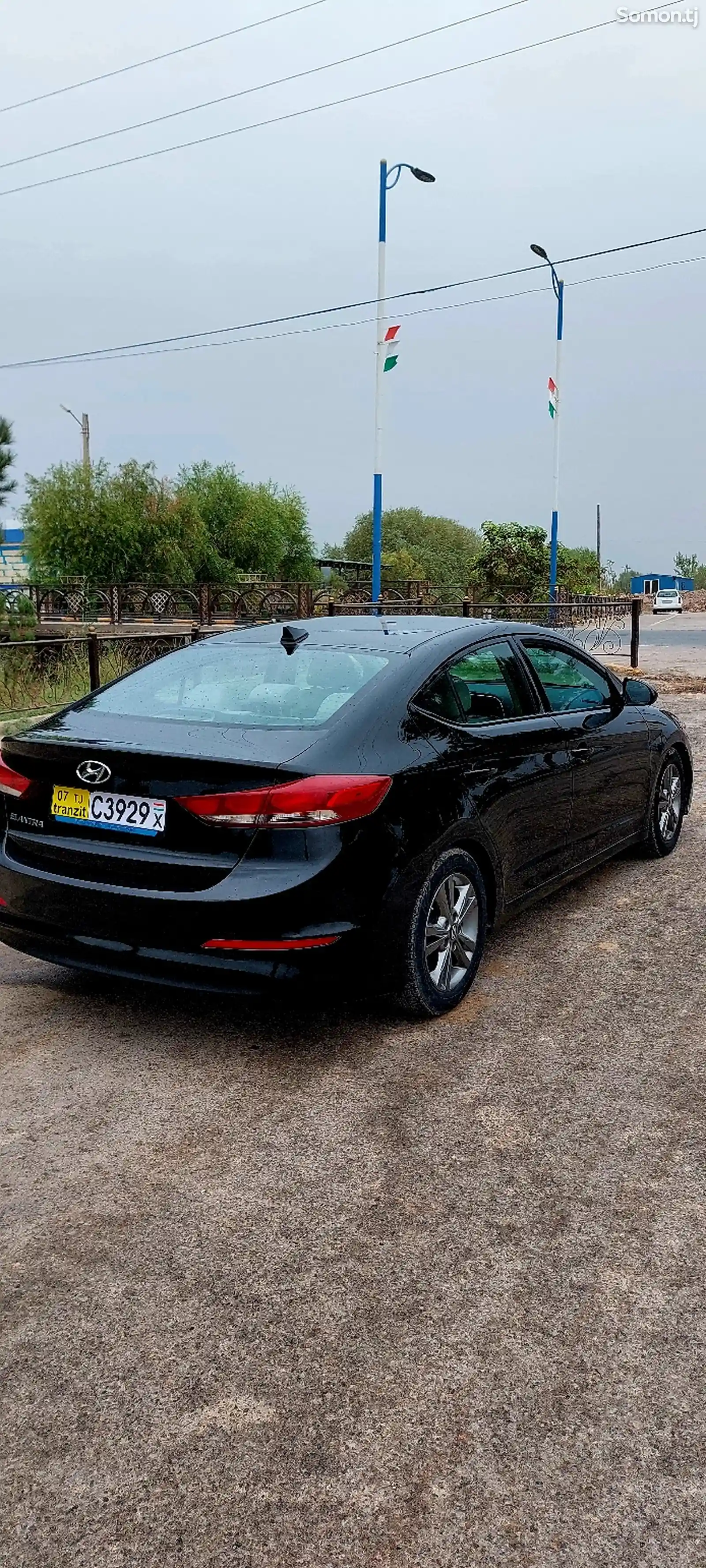 Hyundai Elantra, 2017-5