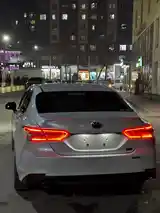 Toyota Camry, 2018-3