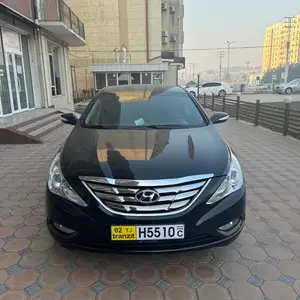 Hyundai Sonata, 2010