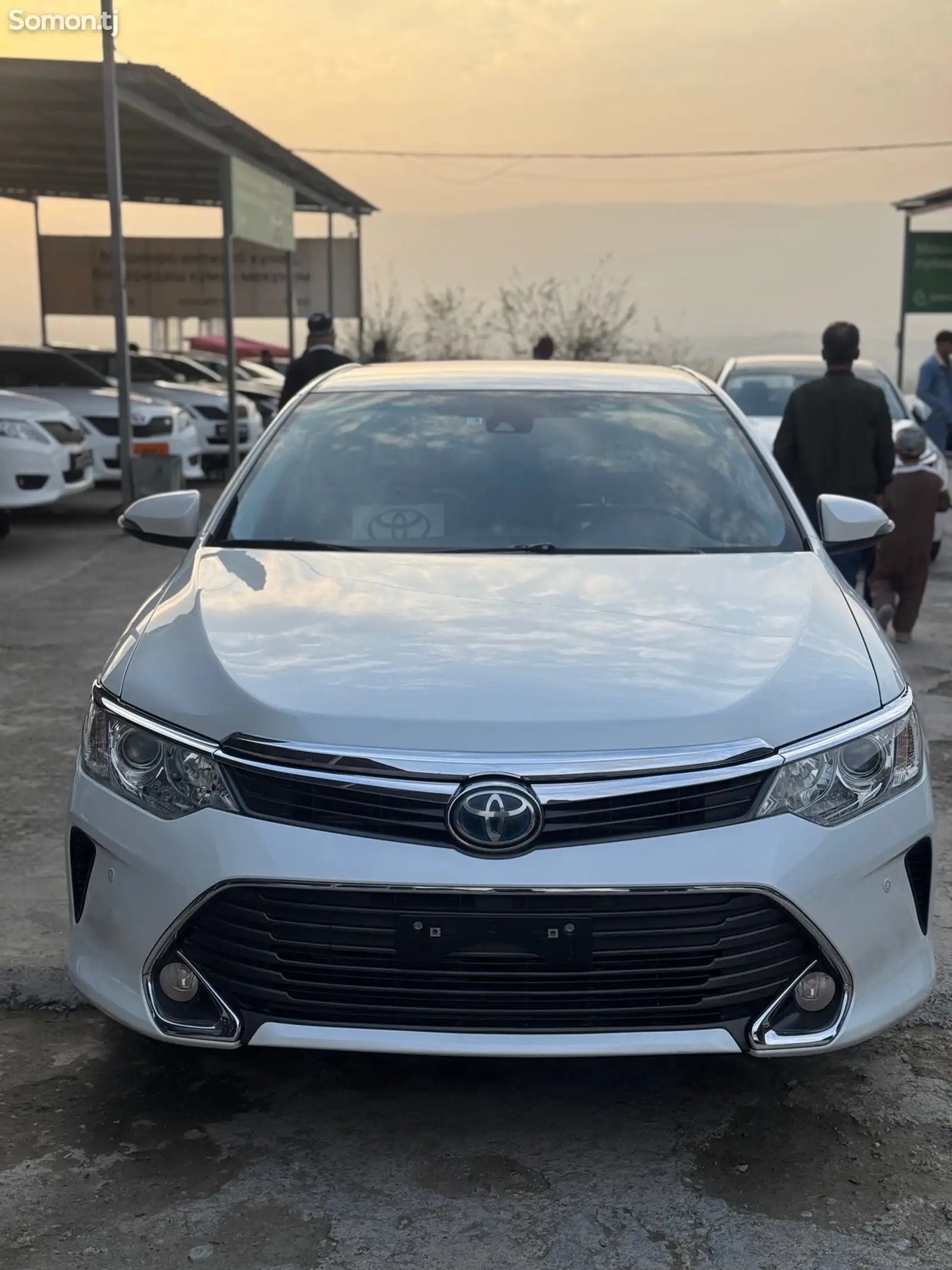 Toyota Camry, 2015-1