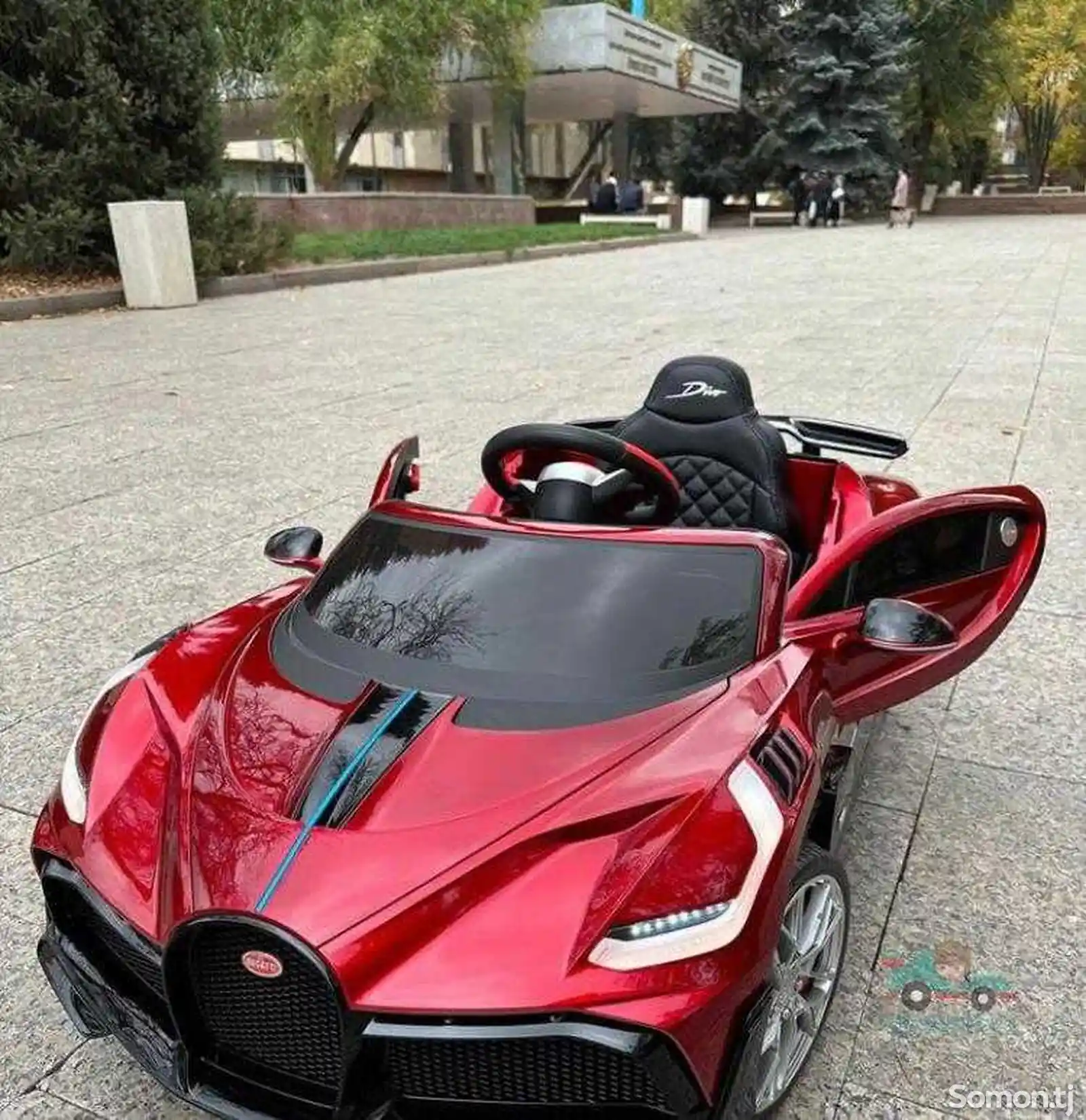 Детский Машинка Bugatti-1