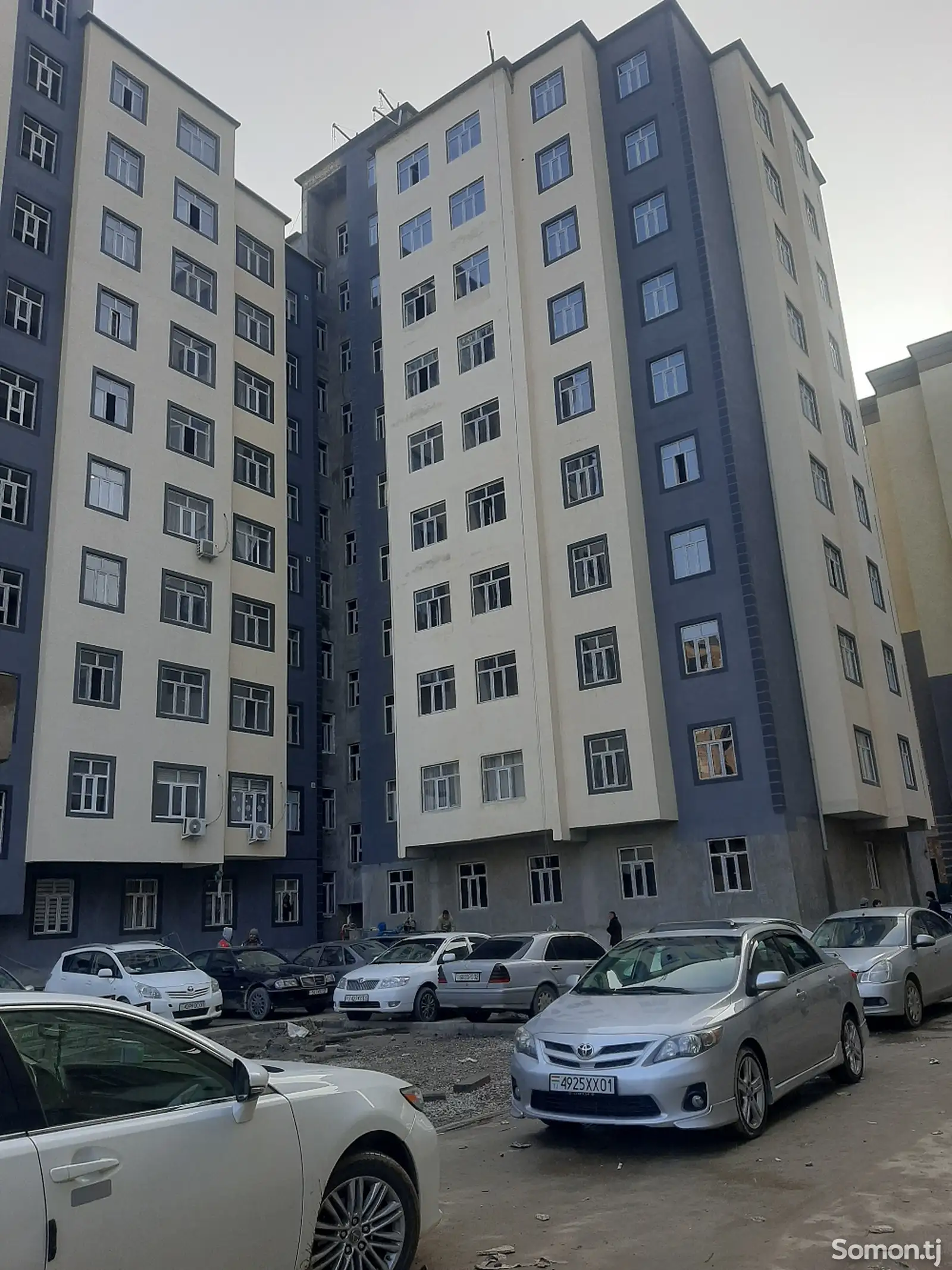 3-комн. квартира, 9 этаж, 63 м², повороти Ленинград-1