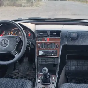 Mercedes-Benz C class, 1995