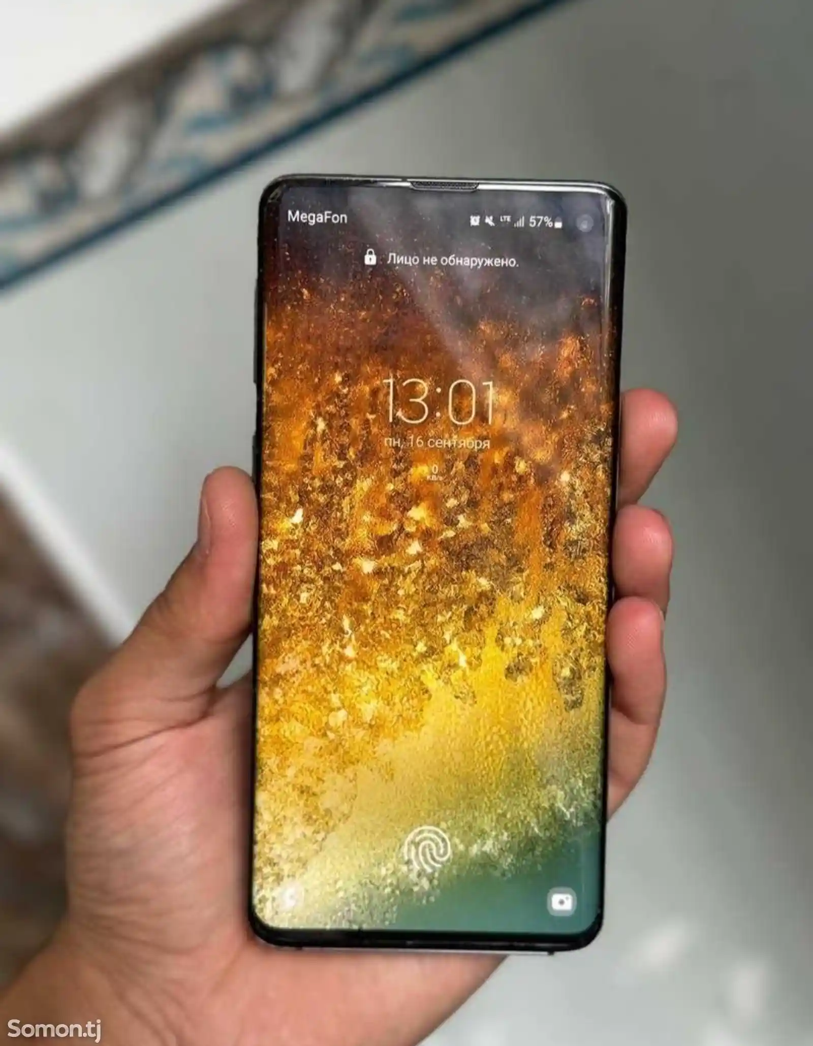 Samsung Galaxy S10-2