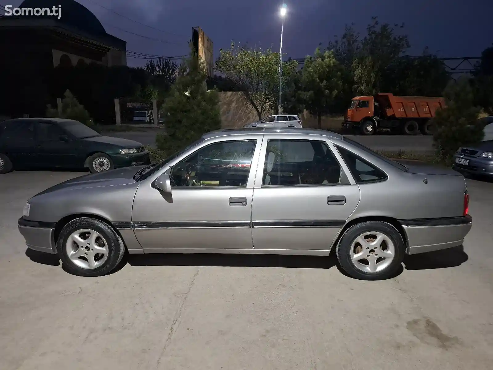 Opel Vectra A, 1995-6