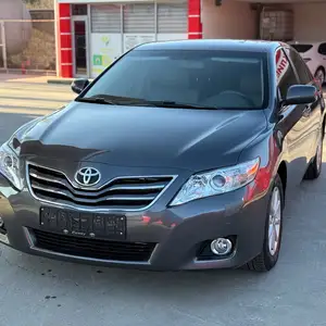 Toyota Camry, 2011