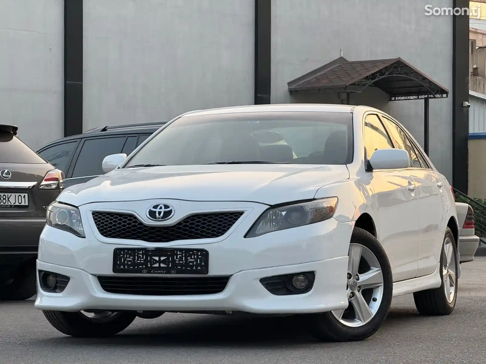 Toyota Camry, 2010-4