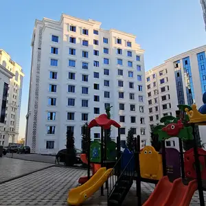 3-комн. квартира, 3 этаж, 100м², Сафо-Пединистут