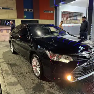 Toyota Camry, 2015