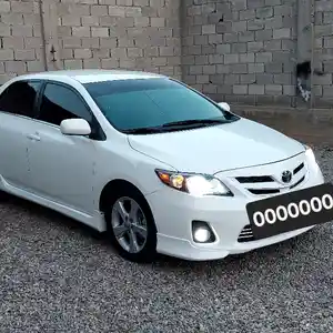 Toyota Corolla, 2013