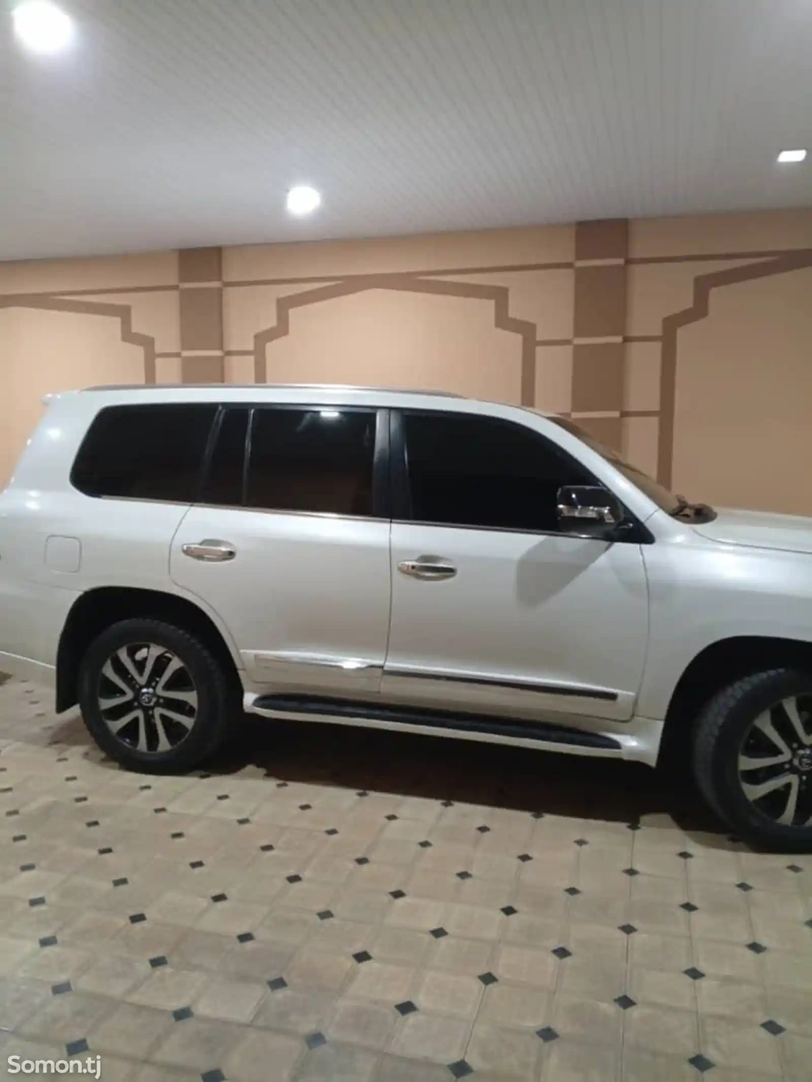 Toyota Land Cruiser, 2014-1