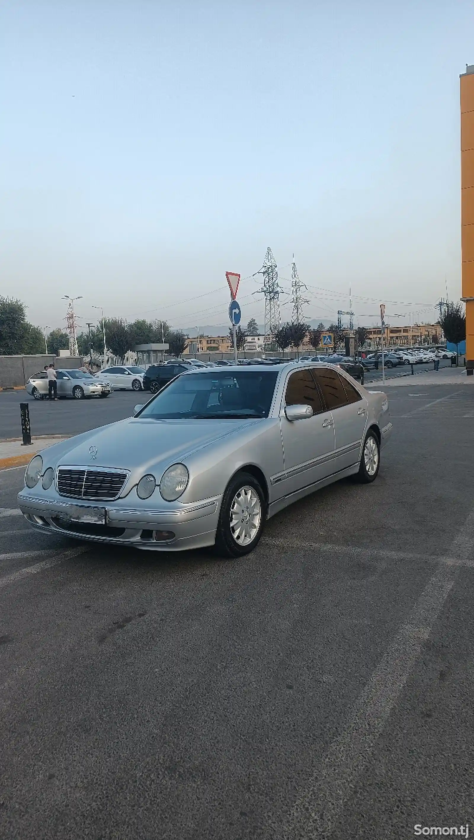 Mercedes-Benz E class, 2000-3