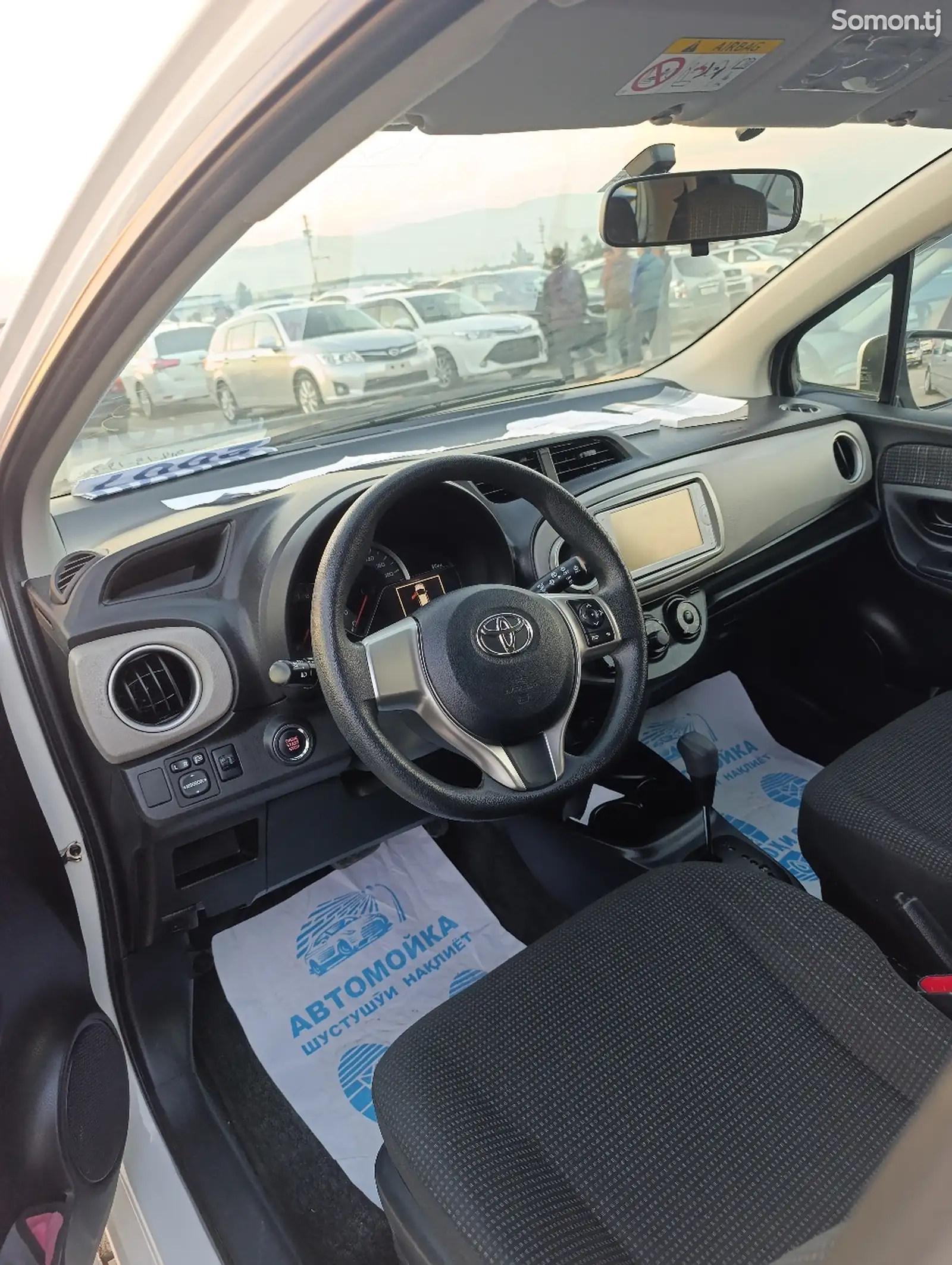 Toyota Vitz, 2015-1