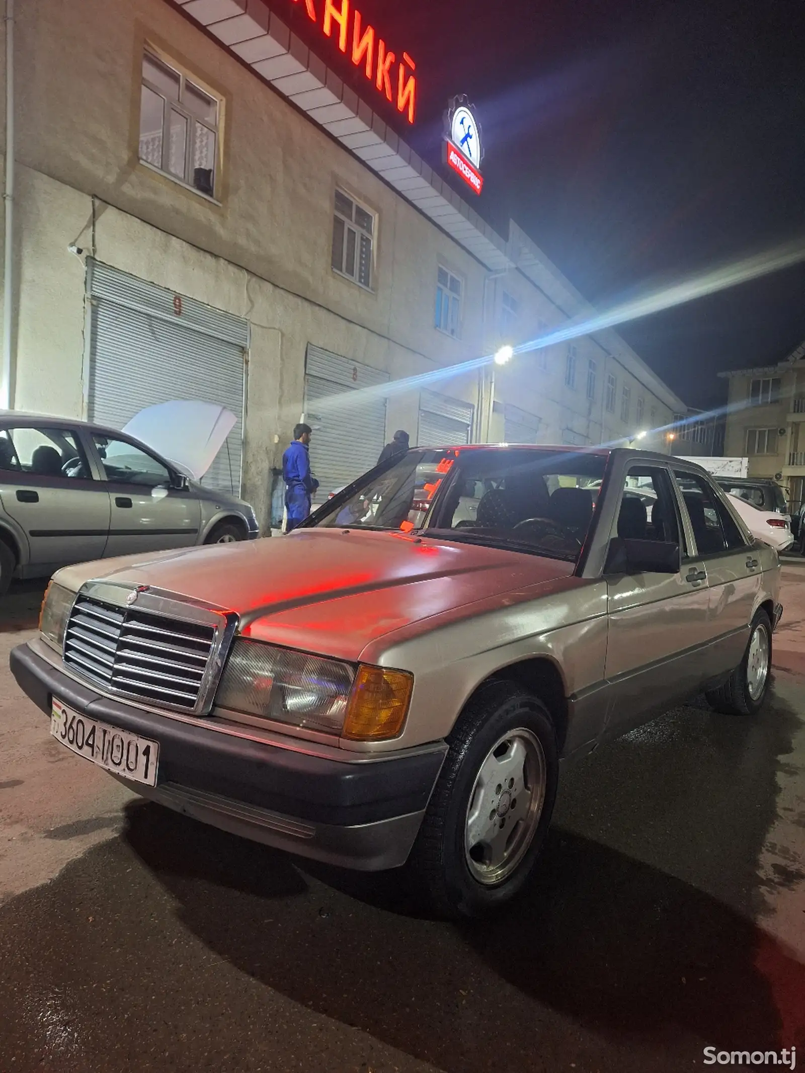 Mercedes-Benz W201, 1991-1