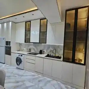 2-комн. квартира, 12 этаж, 90м², Шохмансур