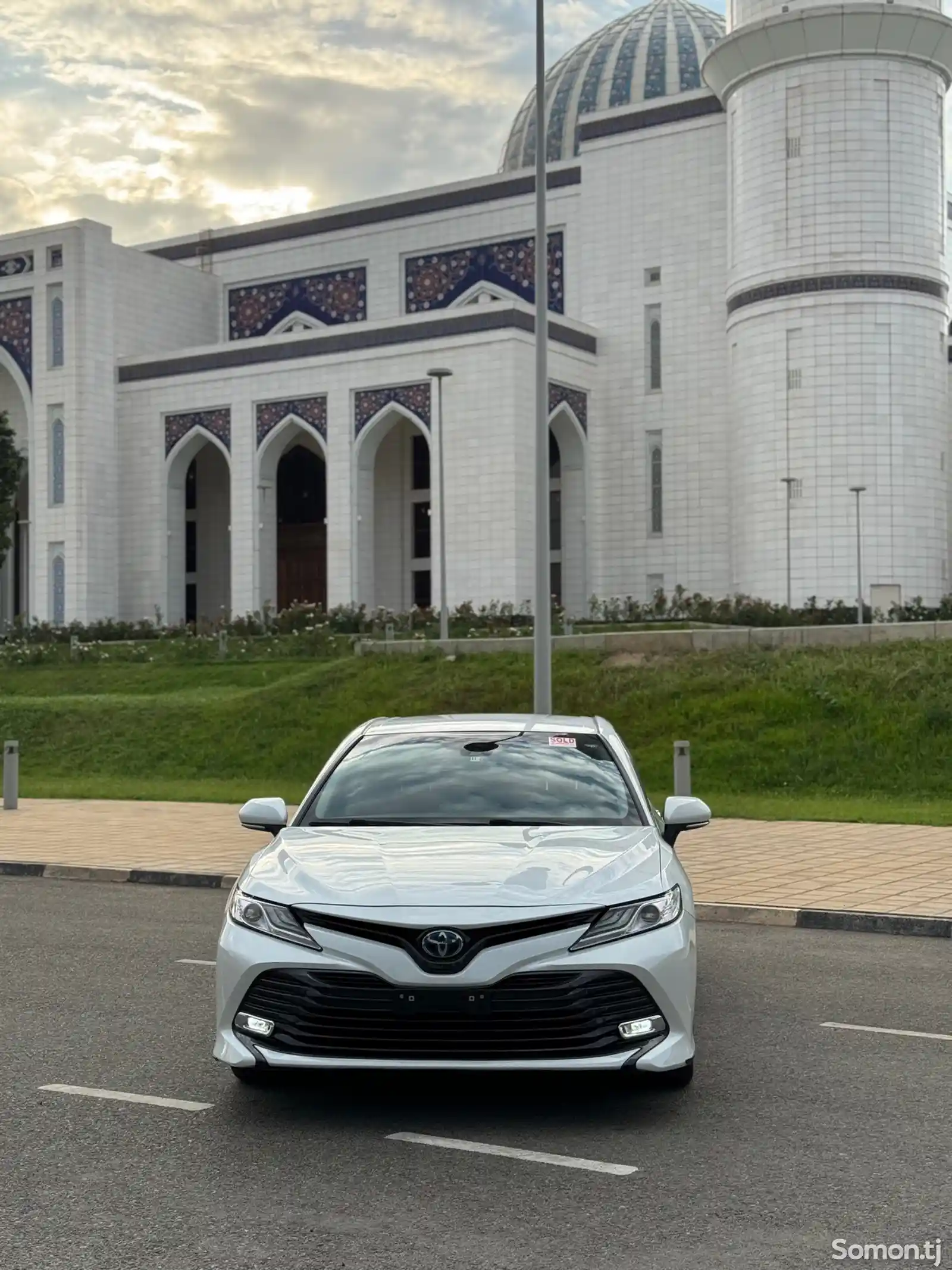 Toyota Camry, 2019-3