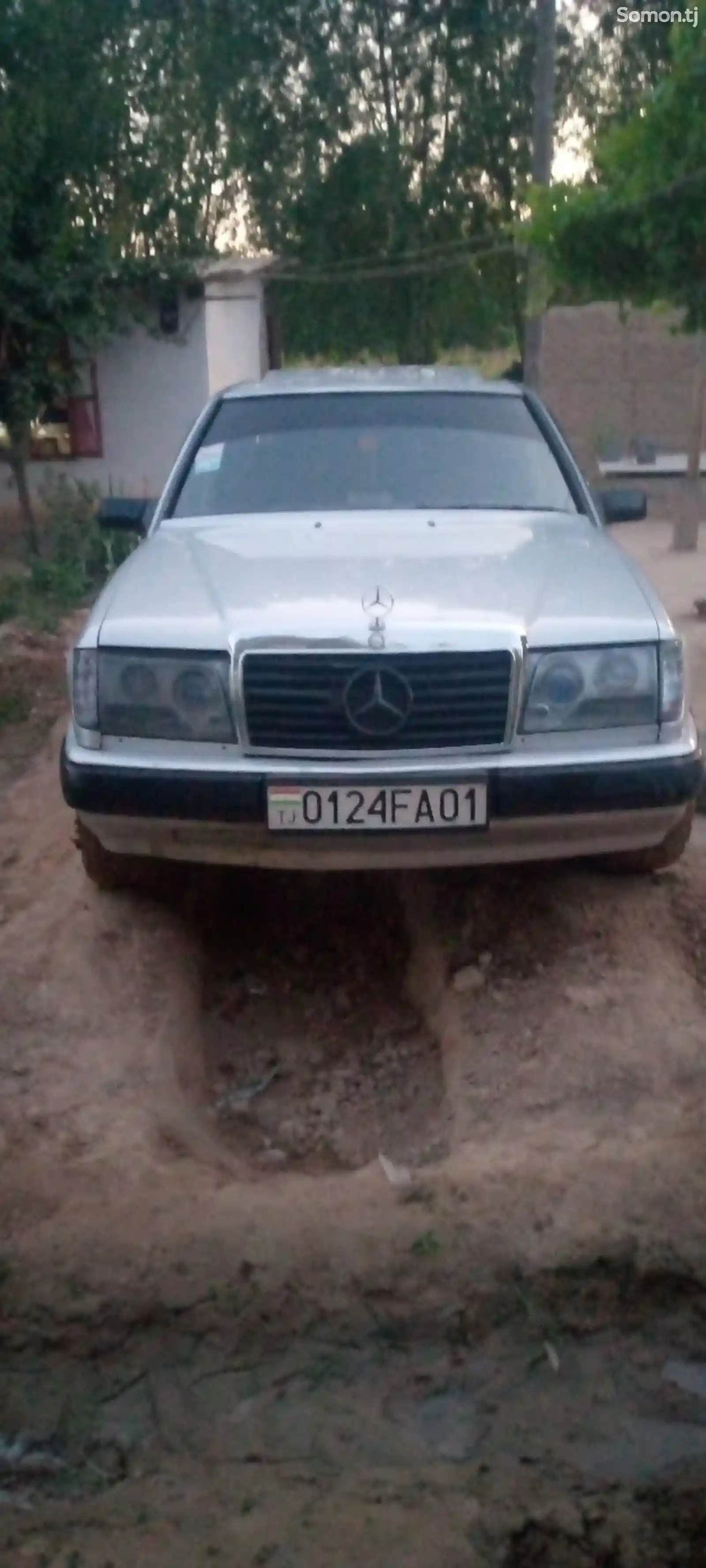 Mercedes-Benz W124, 1988-2