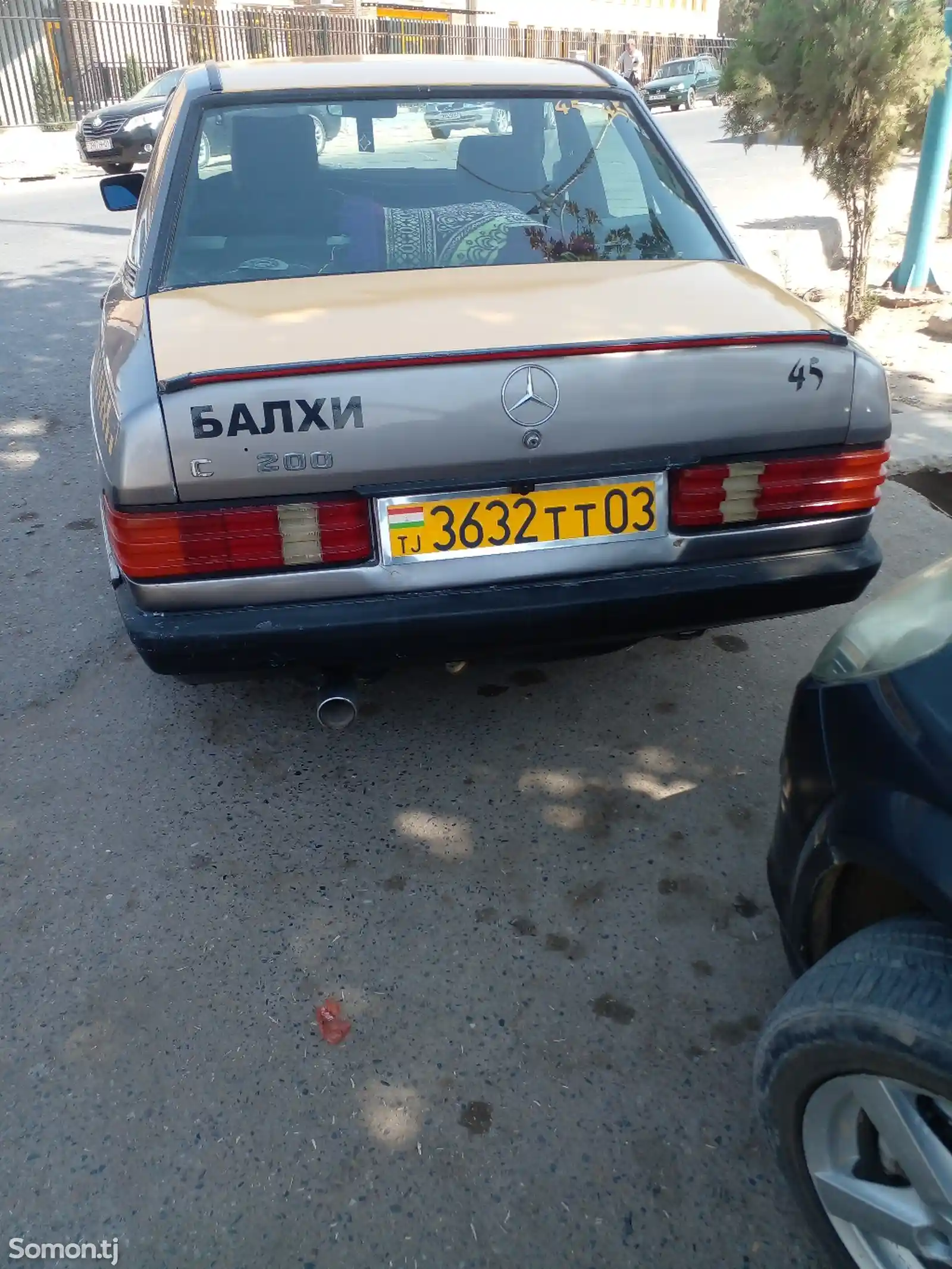 Mercedes-Benz W124, 1988-5