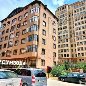 2-комн. квартира, 8 этаж, 65 м², 4 мкр