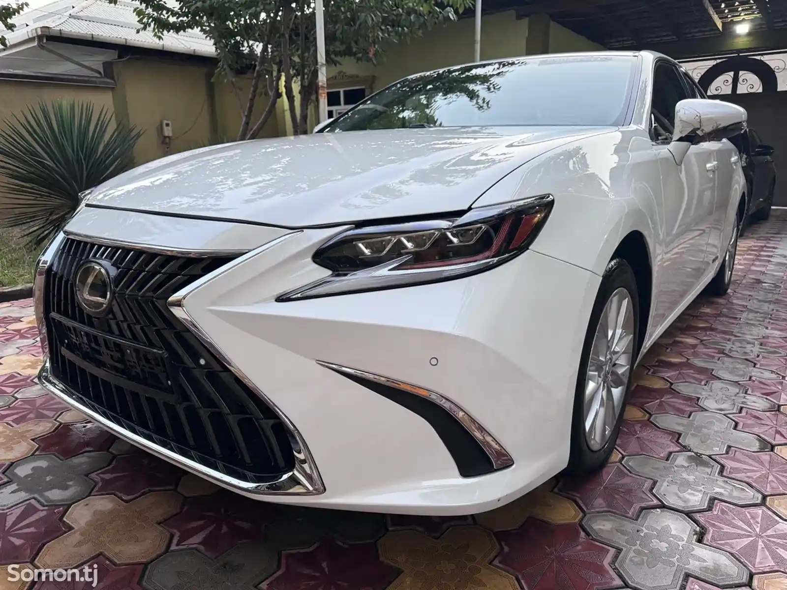 Lexus ES series, 2014-4