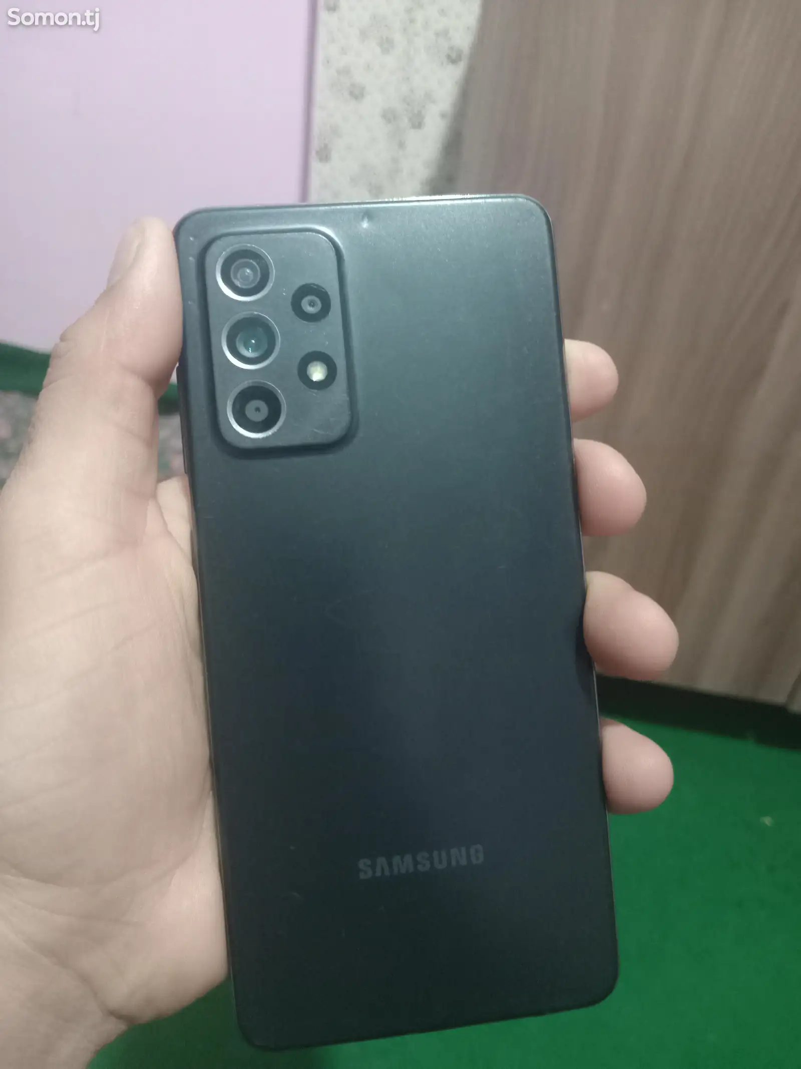 Samsung Galaxy A52-1