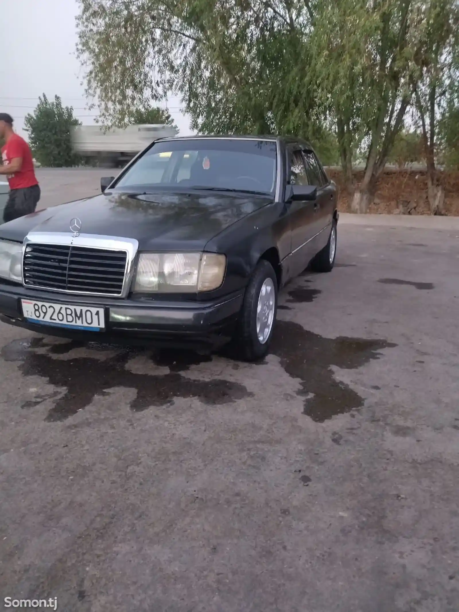 Mercedes-Benz W124, 1992-3