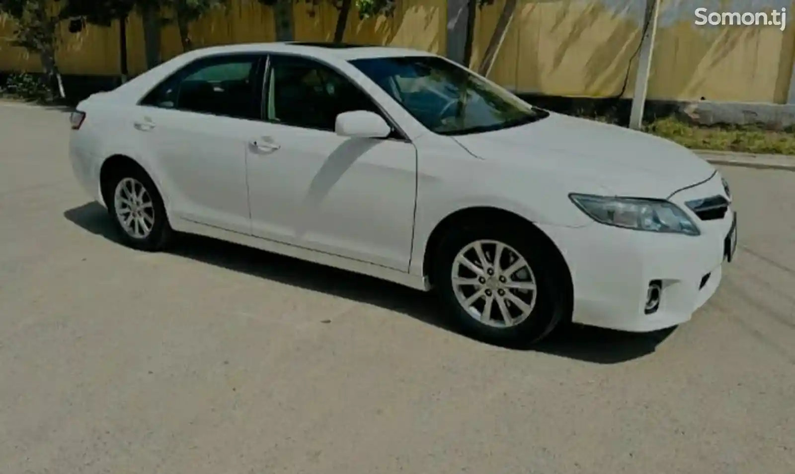 Toyota Camry, 2010-1