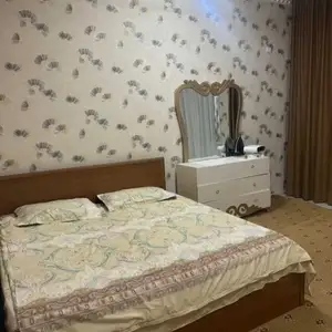 2-комн. квартира, 4 этаж, 80м², дар Цирк ру ба руйи доми Зажигалка