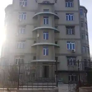 3-комн. квартира, 3 этаж, 107 м², 20мкр