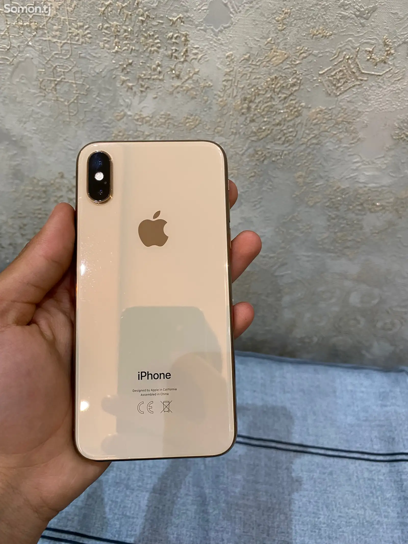 Apple iPhone Xs, 64 gb, Gold-1