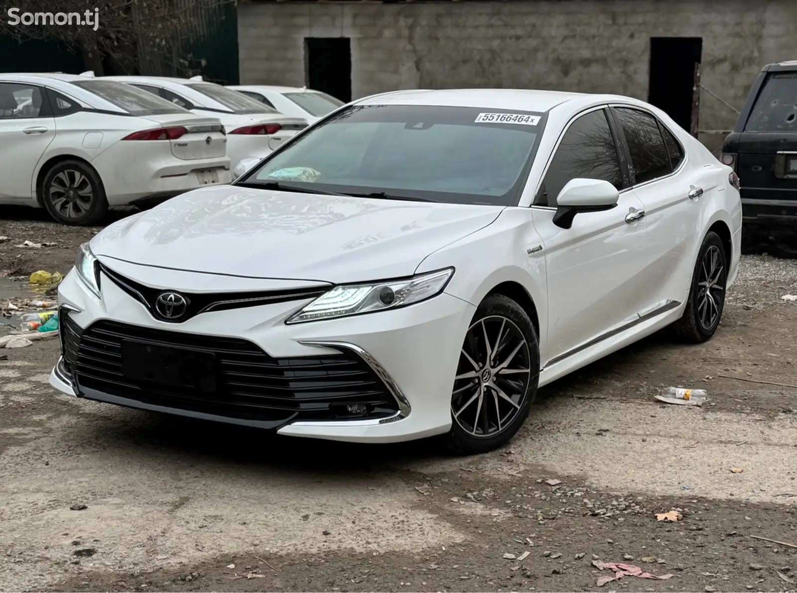 Toyota Camry, 2018-1