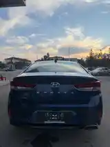 Hyundai Sonata, 2017-4