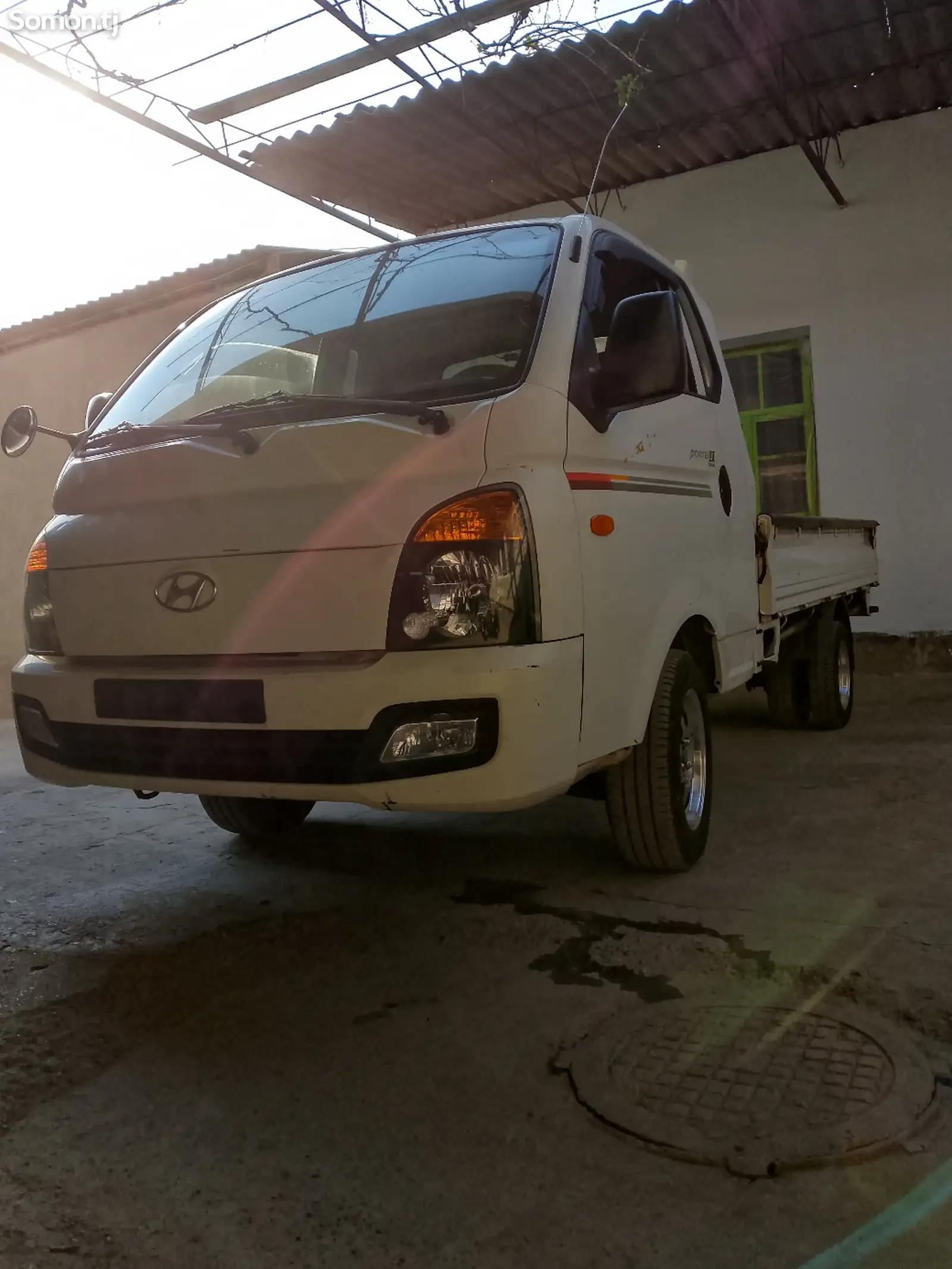 Бортовой автомобиль Hyundai Porter 2,2014-4