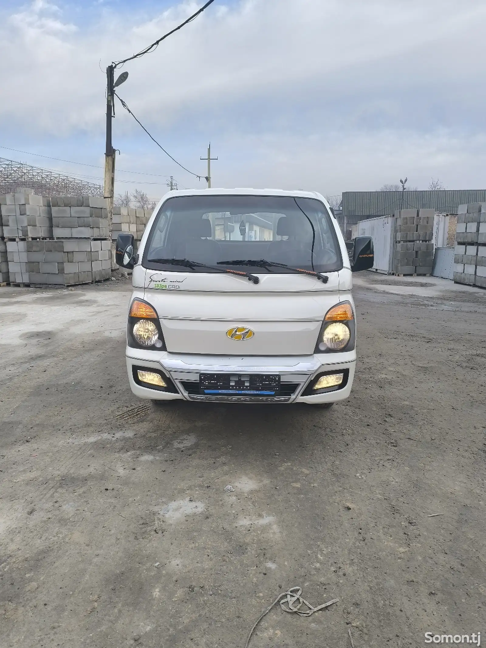 Бортовой автомобиль Hyundai Porter, 2014-1