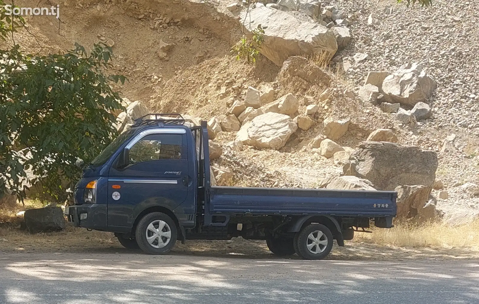 Бортовой автомобиль Hyundai Porter, 2016-1