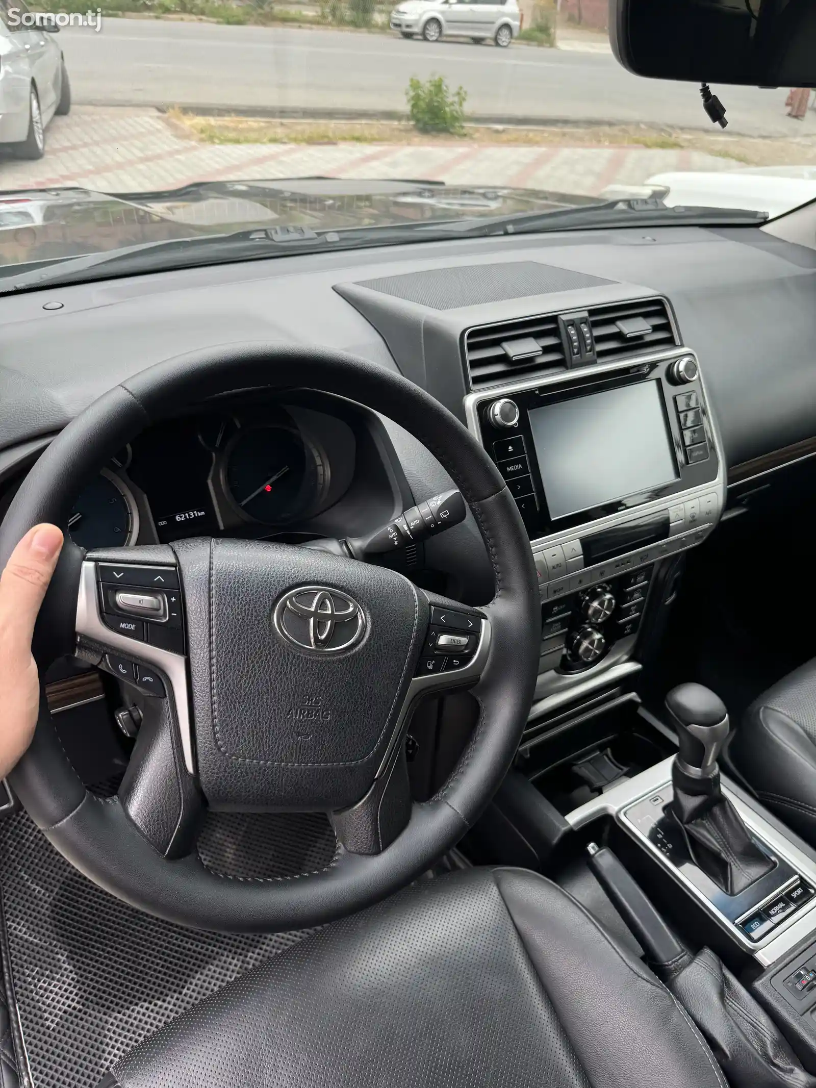 Toyota Land Cruiser Prado, 2019-5
