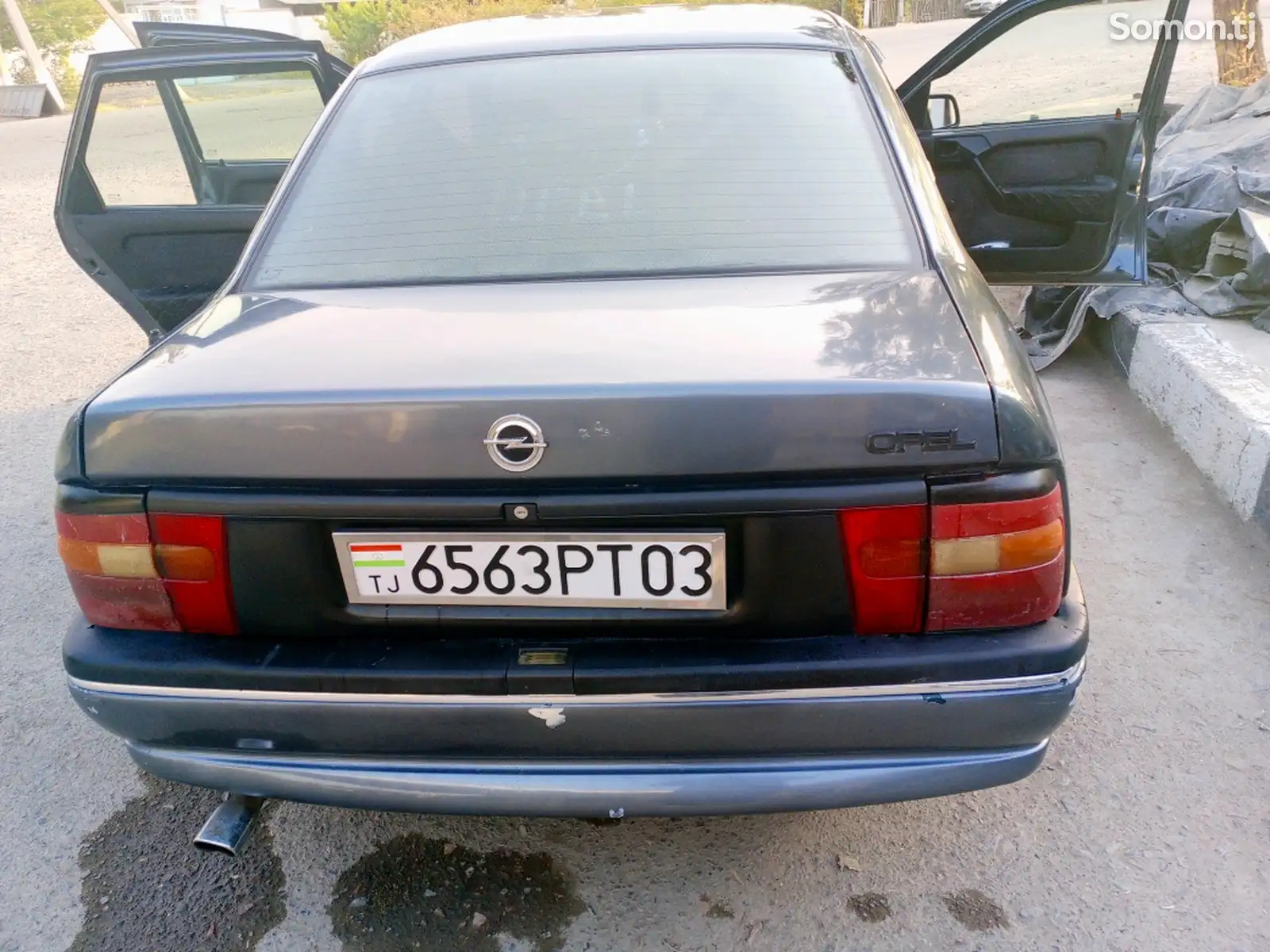 Opel Vectra A, 1995-1