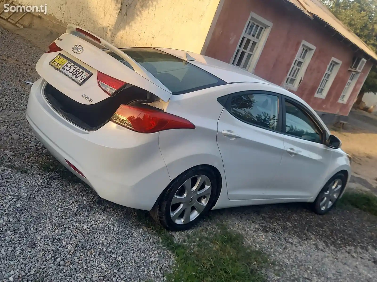 Hyundai Elantra, 2013-3