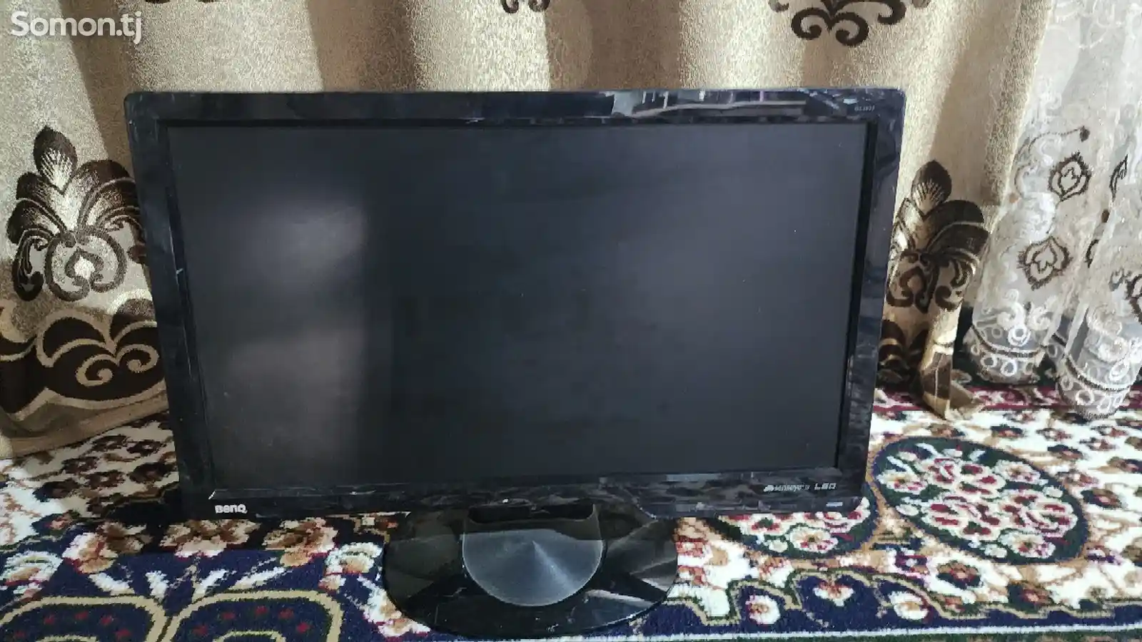 Монитор BENQ-1