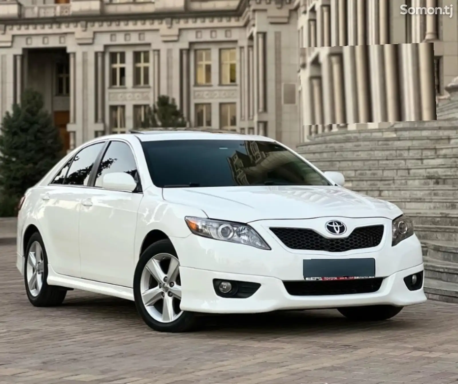 Toyota Camry, 2010-1