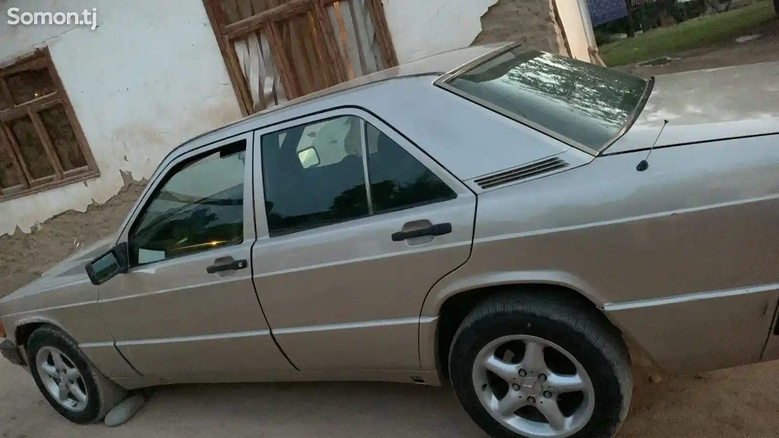 Mercedes-Benz W201, 1992-2