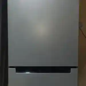 Холодильник Индезит No Frost