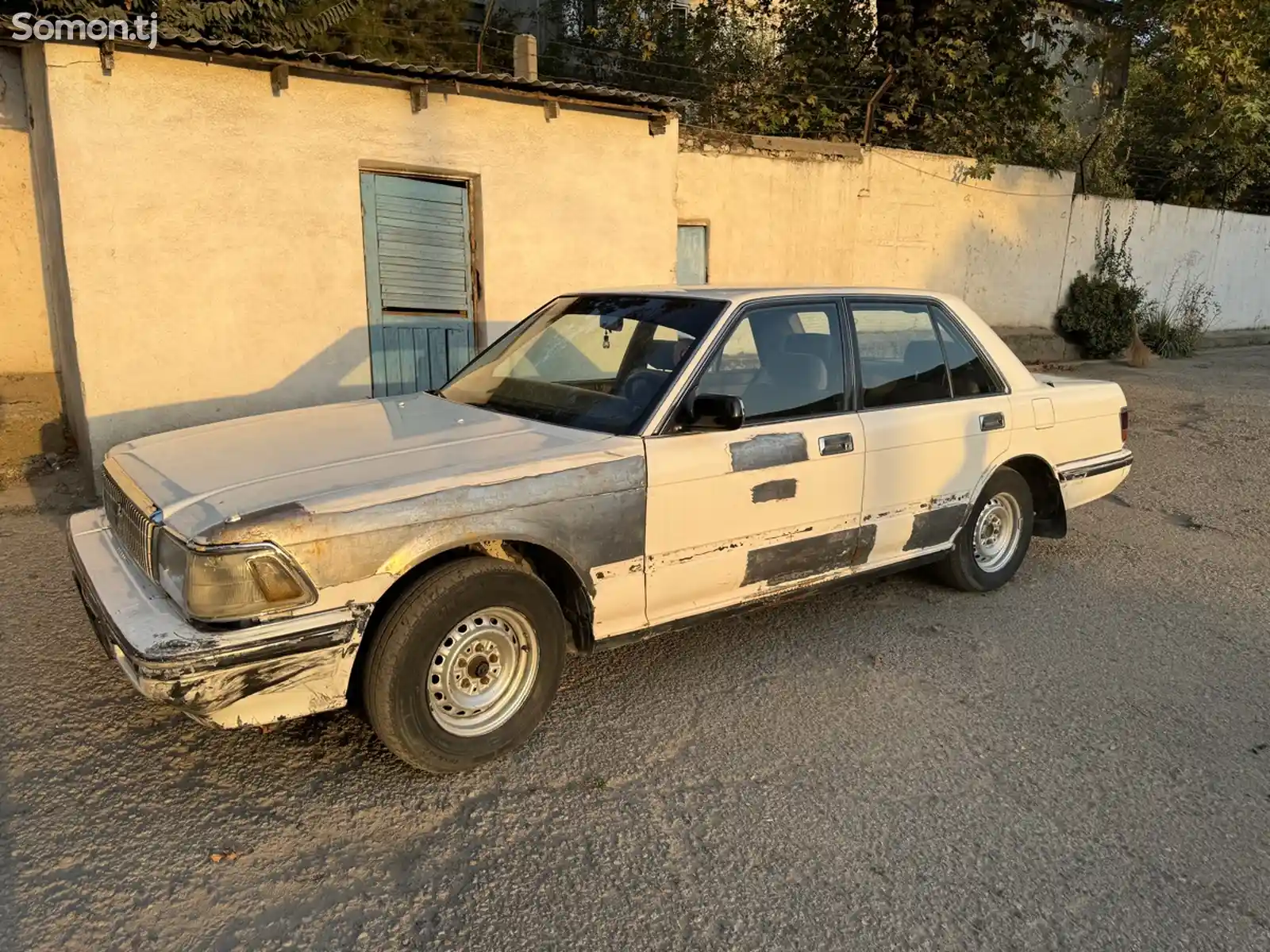 Toyota Crown, 1989-1