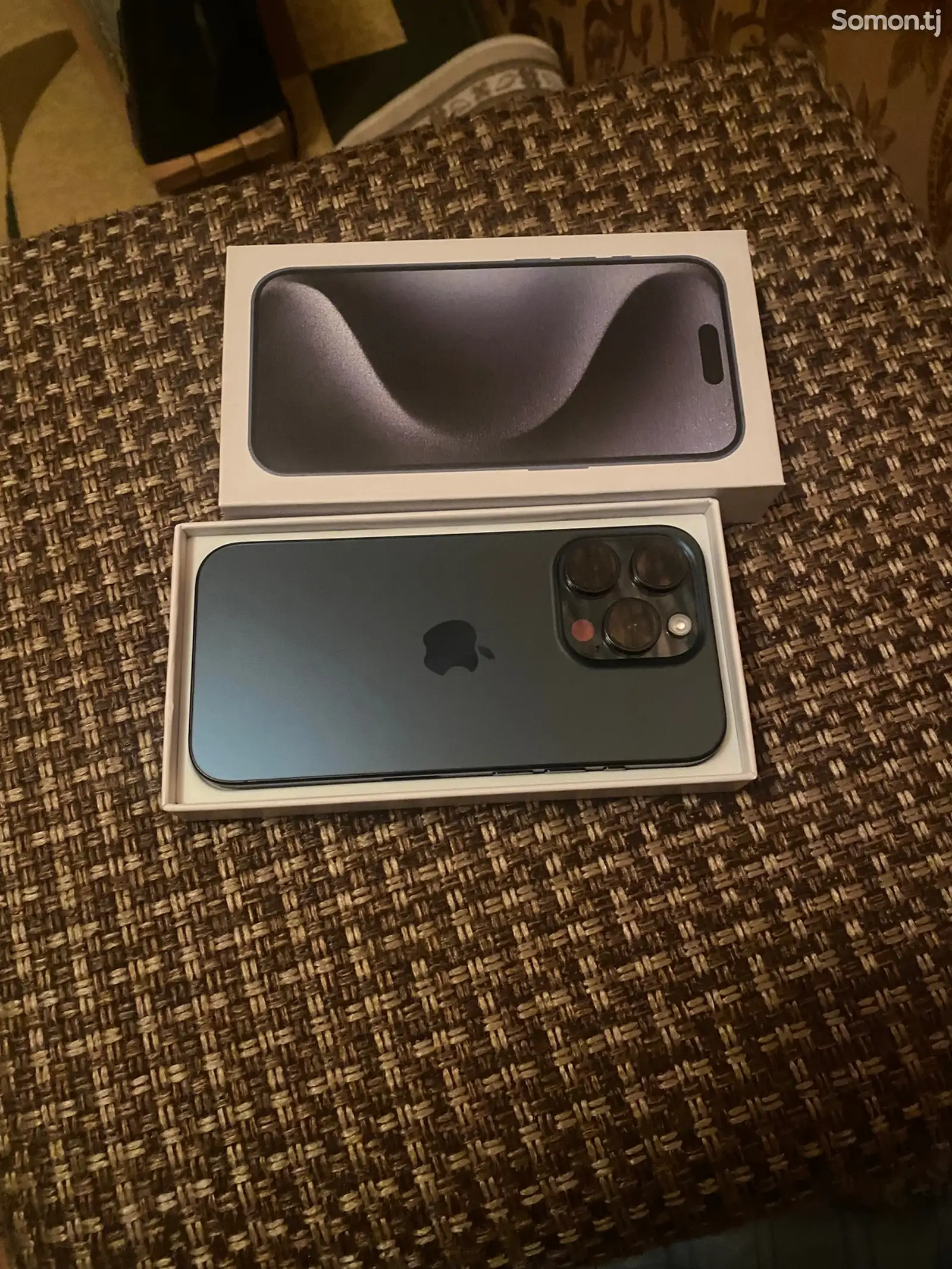 Apple iPhone 15 Pro, 256 gb, Blue Titanium на запчасти-1